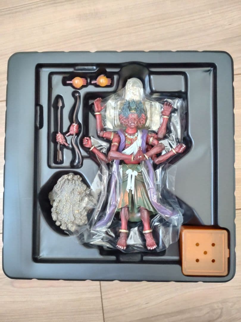 リボルテックタケヤ 阿修羅 可動式フィギュア