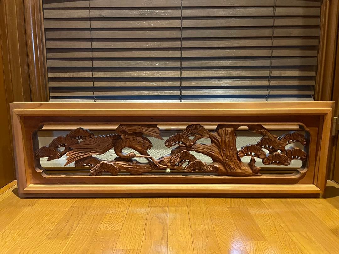 2つセット　欄間　鶴と松のデザイン　彫刻　両面彫り