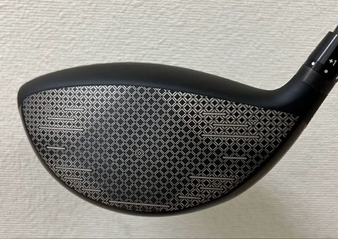 ☆値下げしました！ONOFF 26KUROドライバー10.5度 シナリ50