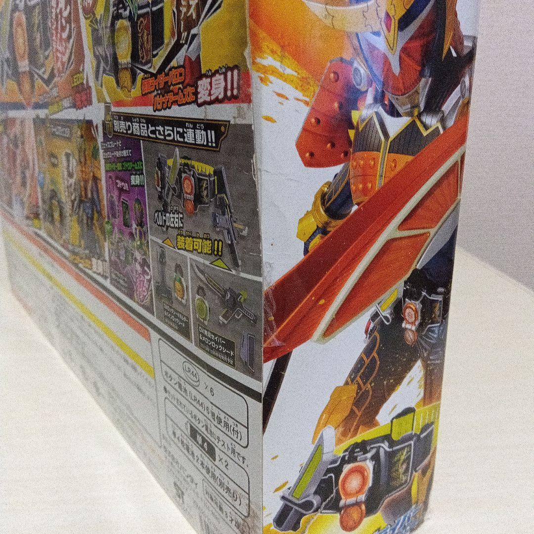 仮面ライダーガイム　ＤＸ戦極ドライバー　　仮面ライダーガイム＆バロンセット