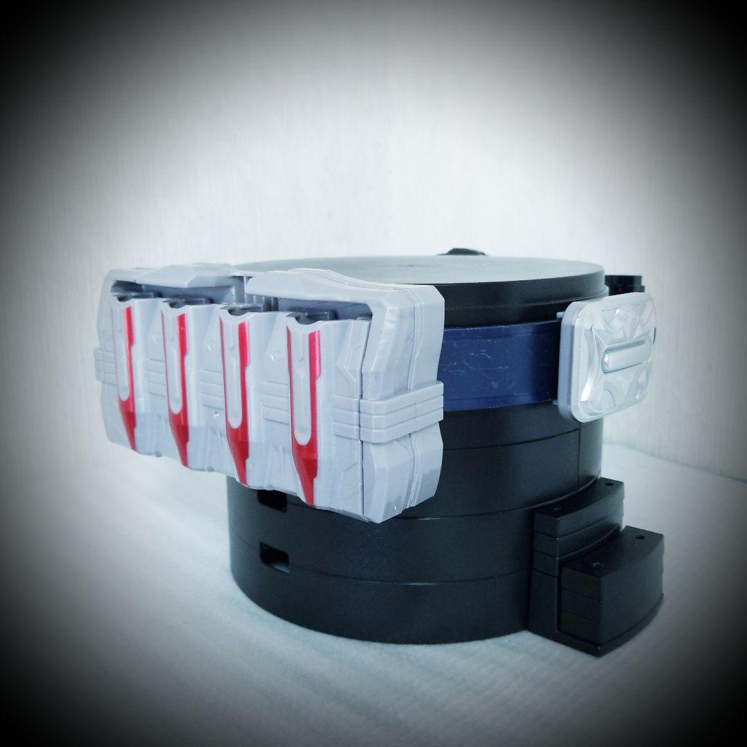 ウルトラマンジード ﷼