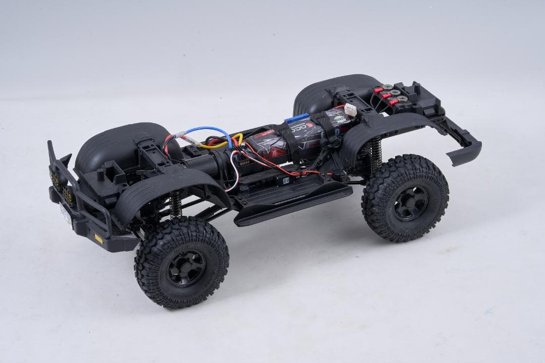 ホビーラジコン FMS FCX10 TOYOTA LC80 LAND CRUISER RTR