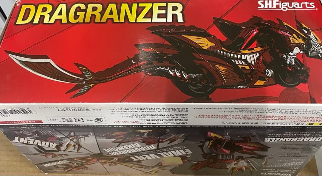 バンダイ　S.H.フィギュアーツ 仮面ライダー龍騎 ドラグランザー
