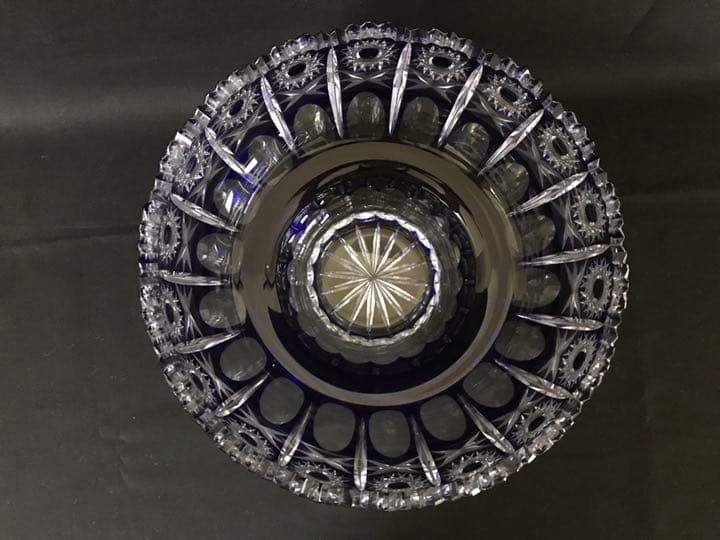 ガラスボウル　茶道具　菓子入れ　食器　切子