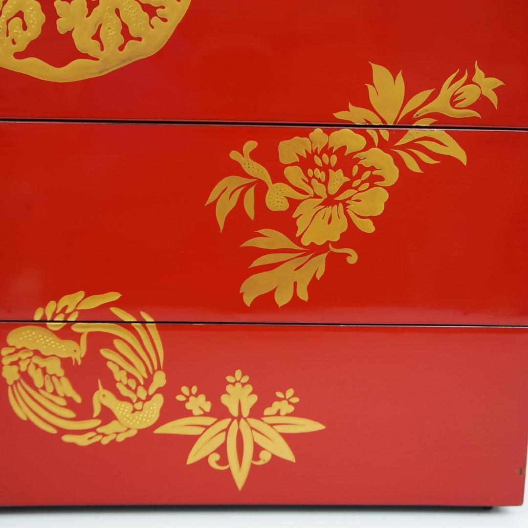 漆 蒔絵 重箱 五段 蓋2枚付き 松竹梅 縁起物 収納箱 付属