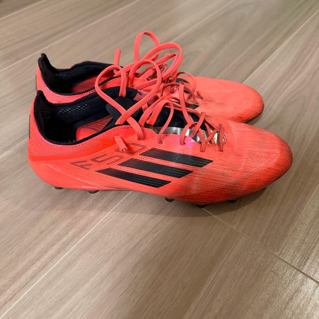 1月限定 F50 ELITE AG / 人工芝用