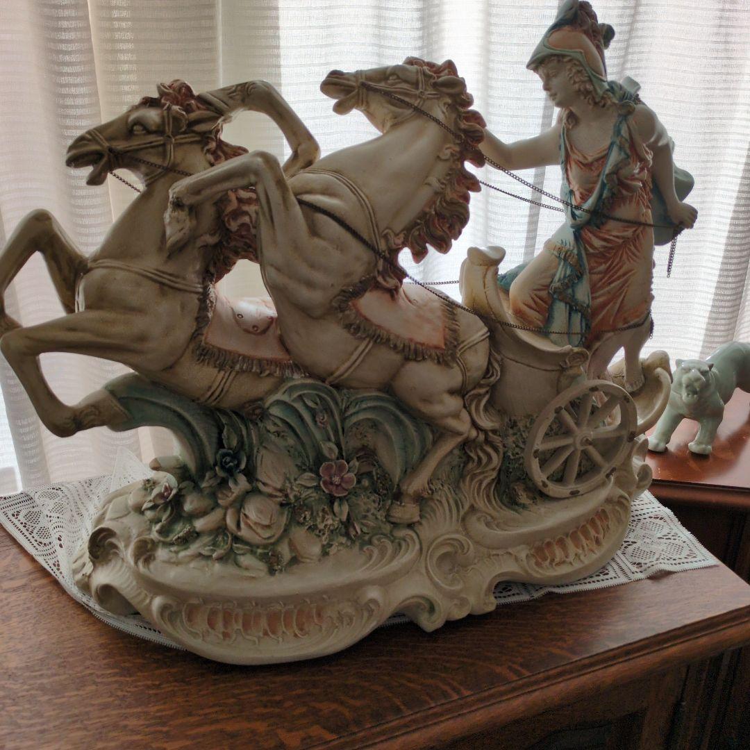 ローマ女性兵士像