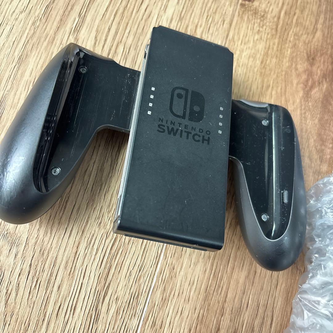 ニンテンドースイッチ本体　16ギガSDカード付