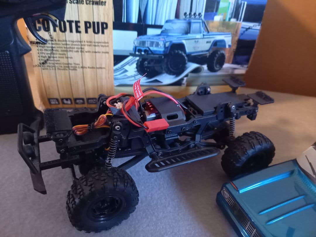 Canisma 1/24RTRクローラー COYOTE 訳あり