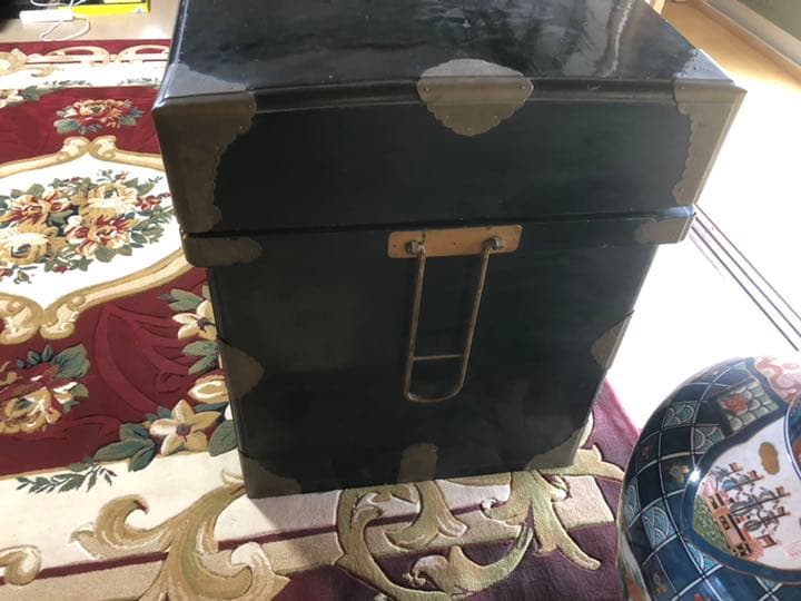 武田氏 武田家 武田信玄 家紋入り大型の漆塗り長持 古美術 歴史的希少価値