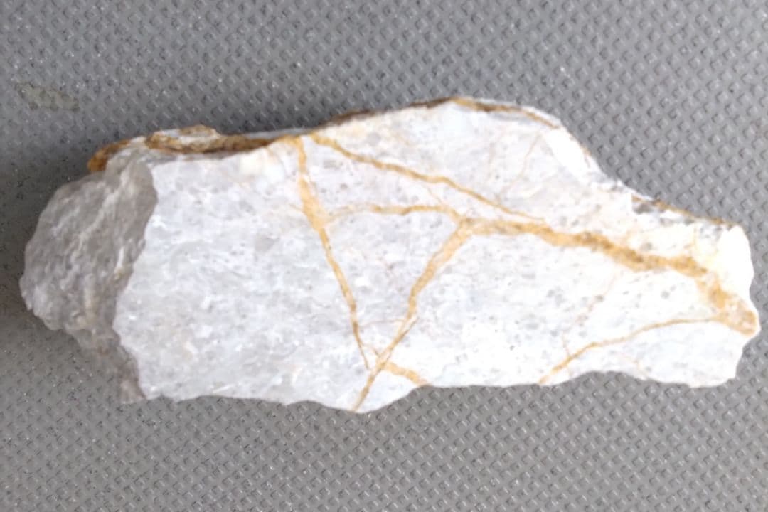 天然石　パワーストーン　ボールと台座　イエローストーン