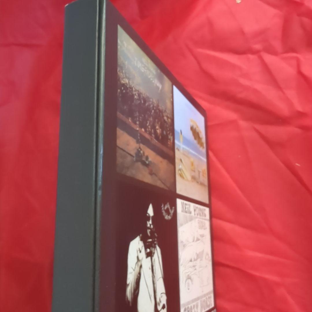希少　NEIL YOUNG OFFICIAL RELEASE 4LP BOX