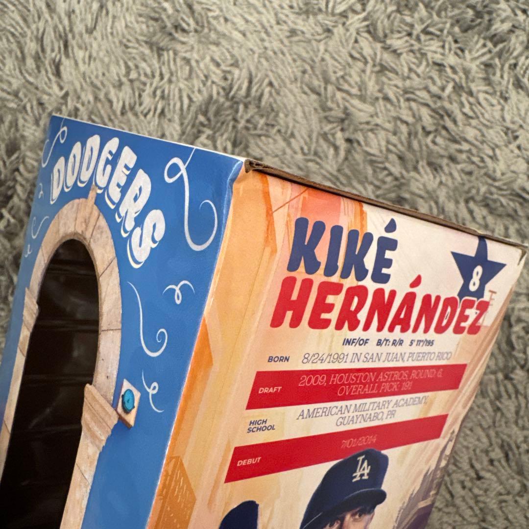 キケヘルナンデス ボブルヘッド