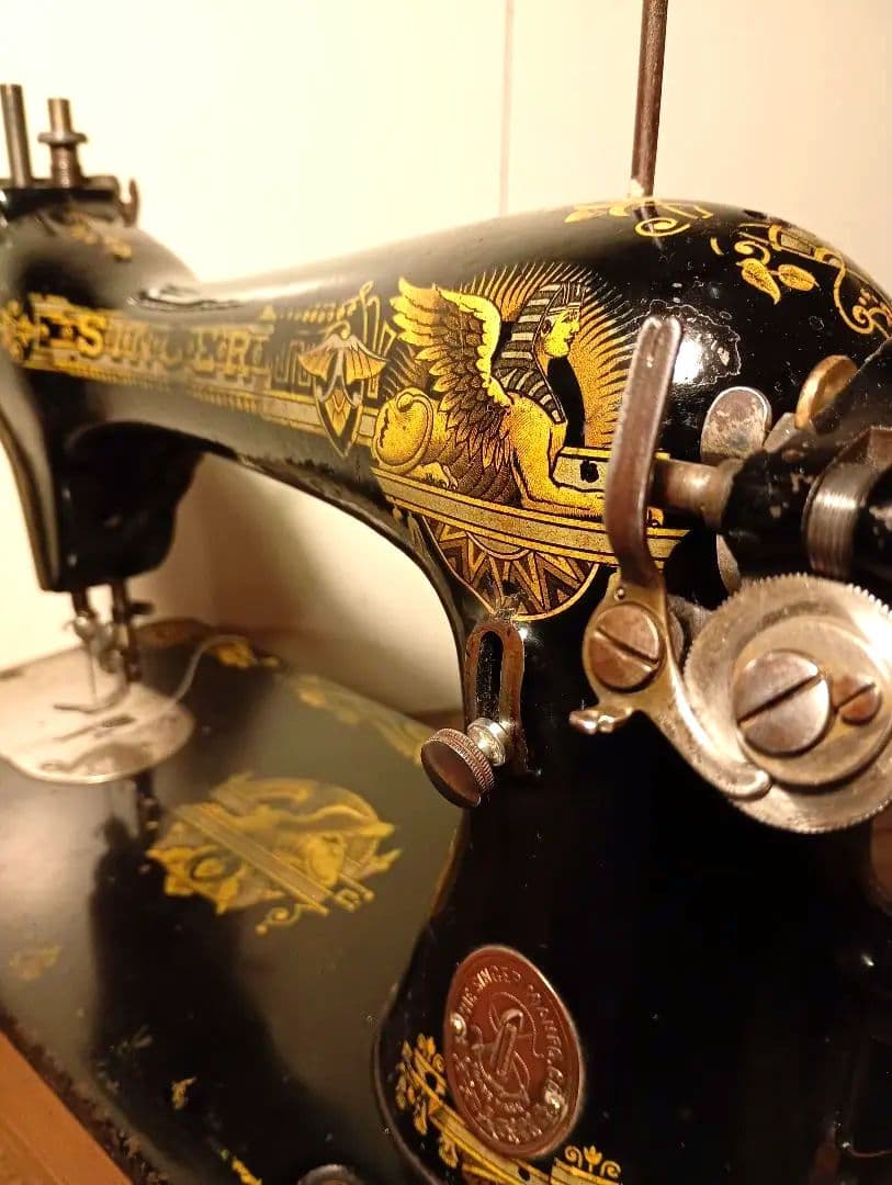 縫うためのアンティークミシン　シンガー　スフィンクス　手回し　整備済み絶好調