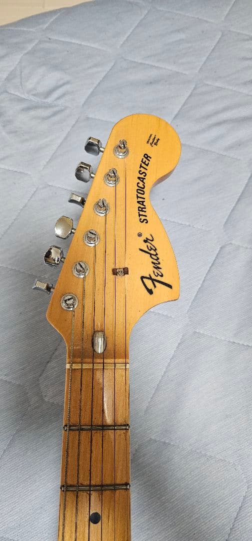 Fender ストラトキャスター エレキギター