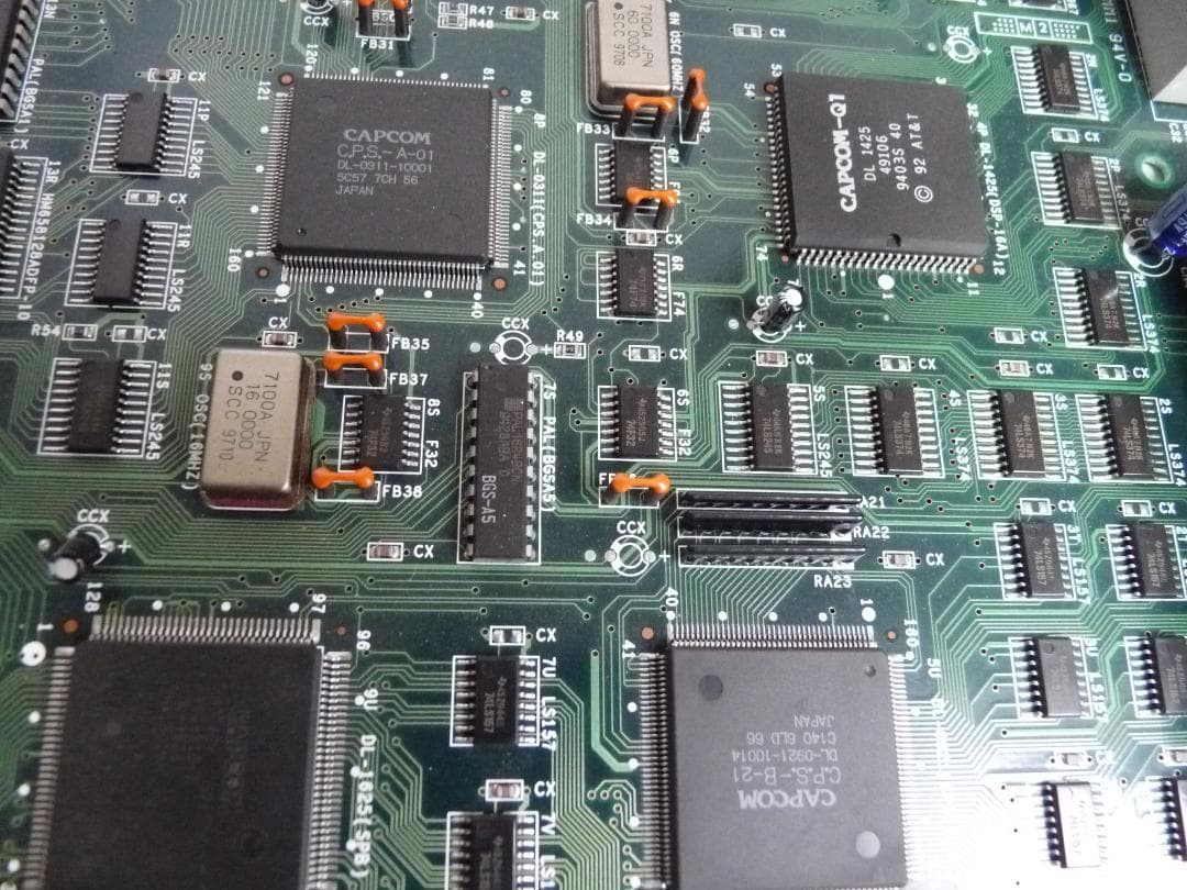CAPCOM CPS2 アーケード基板 93646A-7/93646B-7