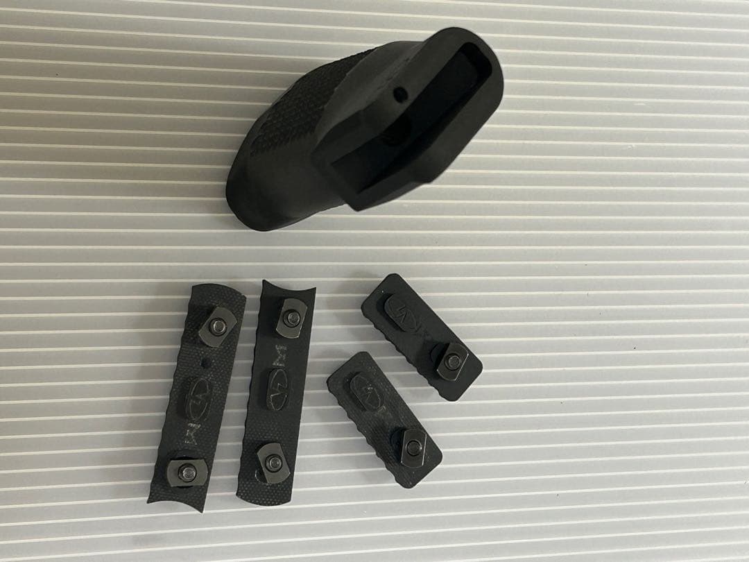 【美品】VZ Racons G10 M-LOK AR-15 ブラック 希少品