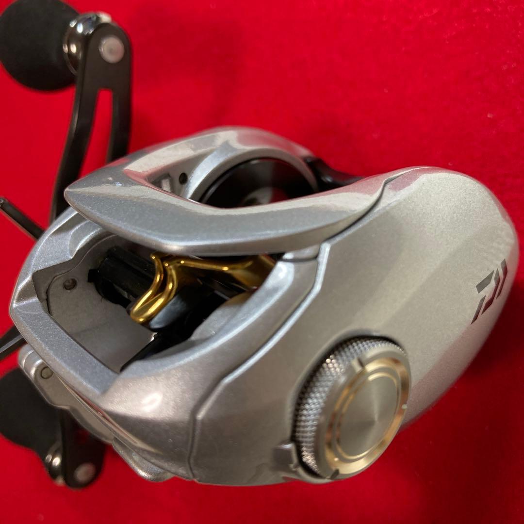 【新品・未使用品】ダイワ　スパルタン 　　　　　　　　TW150H 右ハンドル