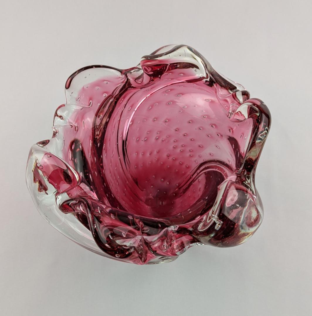 岩田藤七　紅牡丹　吹きガラス