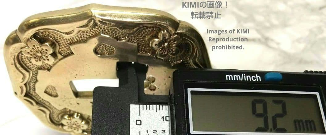 九八式軍刀の鍔 真鍮製 桜 九八式軍刀 Gunto Tsuba 軍装美術 K48