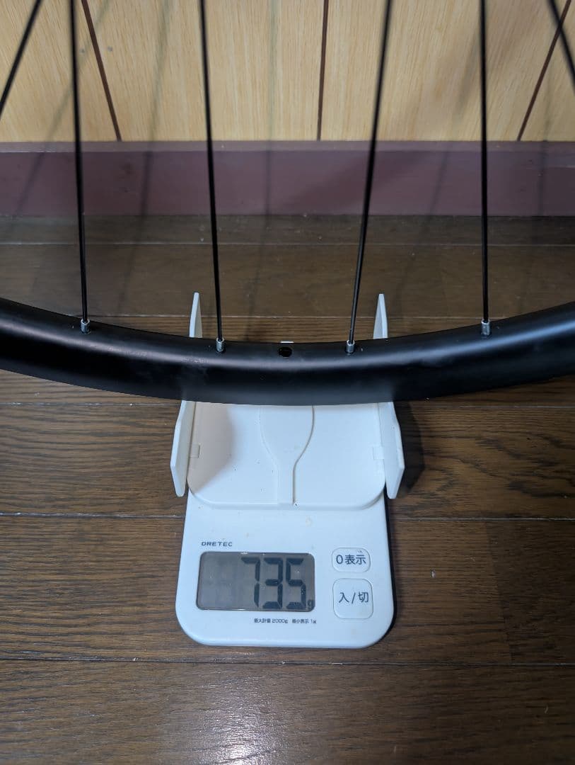 カーボンリムフロントホイール 735g