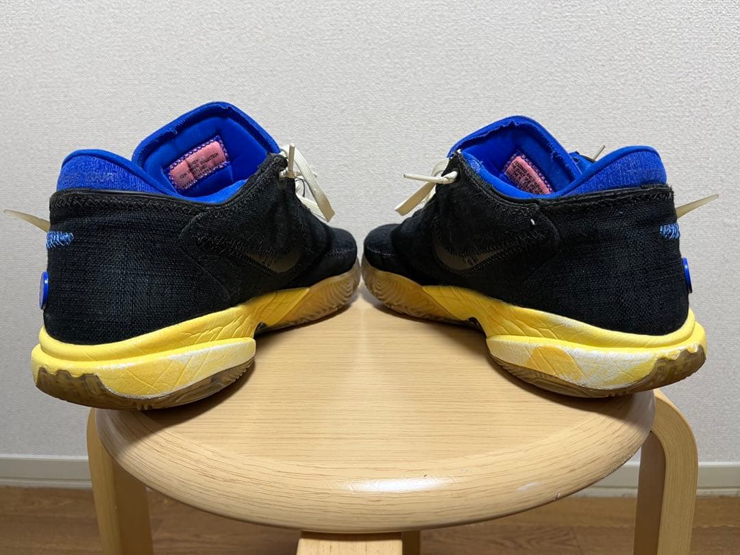 レブロン20 黒/青/黄色　LeBron