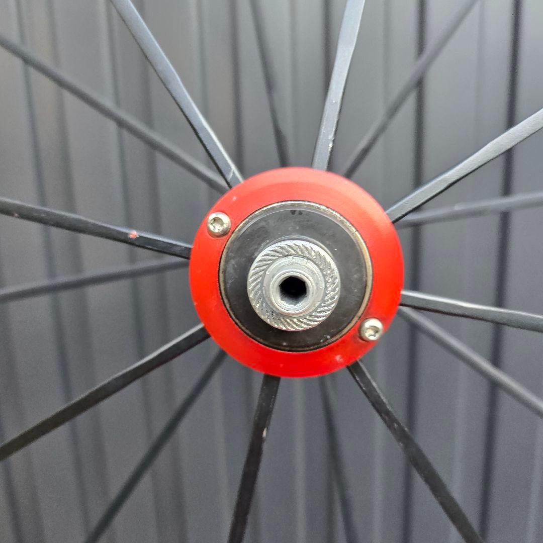 momo　FULCRUM RACING ZERO COMPET