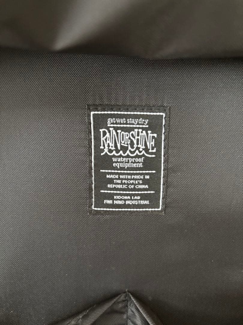 RAIN or SHINE レインオアシャイン　バックパック13L