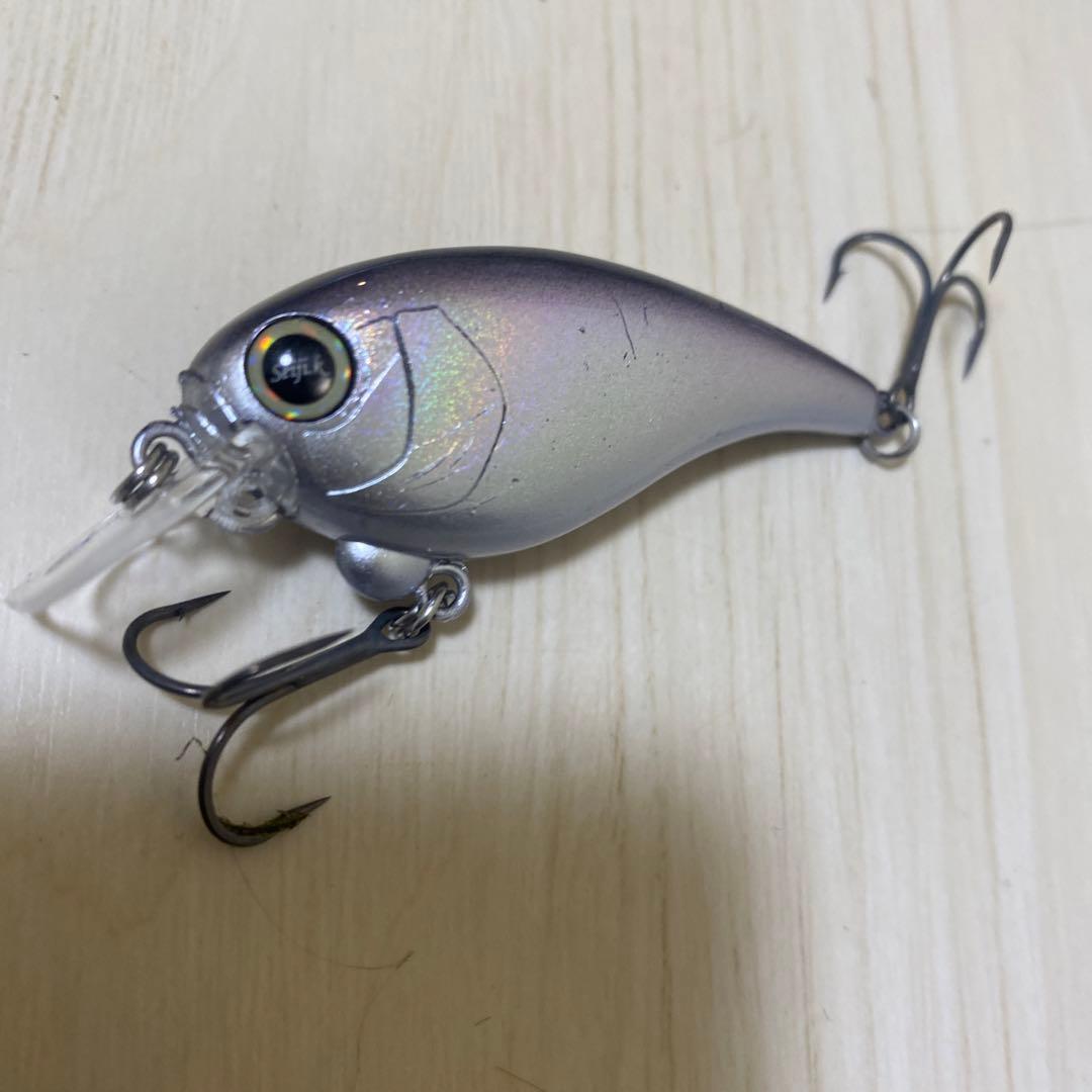 レヴォニック　シンディ　サラモア　ヴォルビート　中古