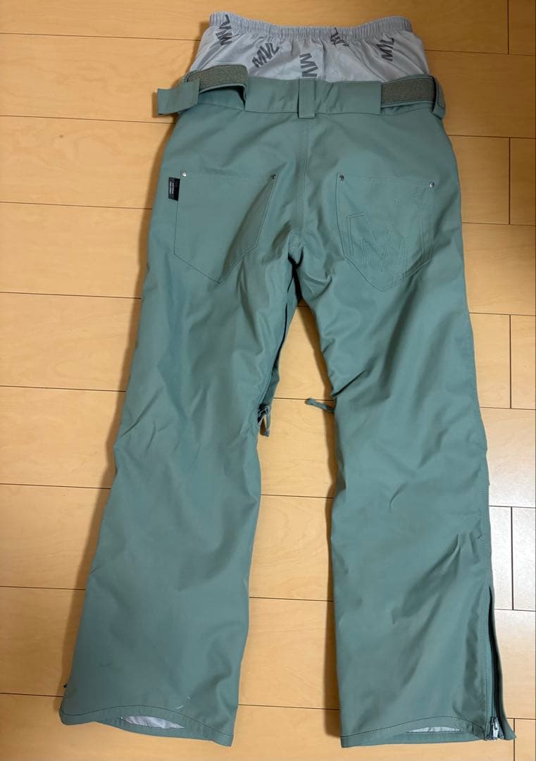 スノーボードウェアセット（女性用） MVL