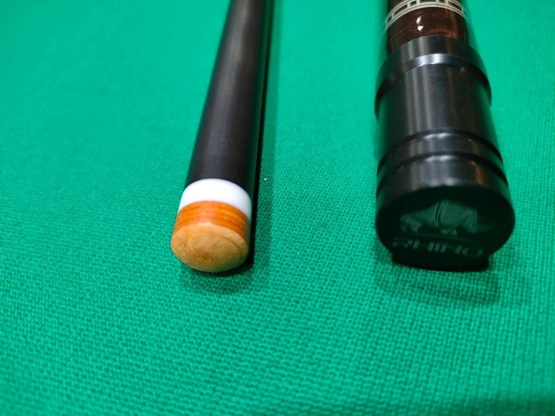 Rhino ライノ キュー Retro カーボンシャフト装備