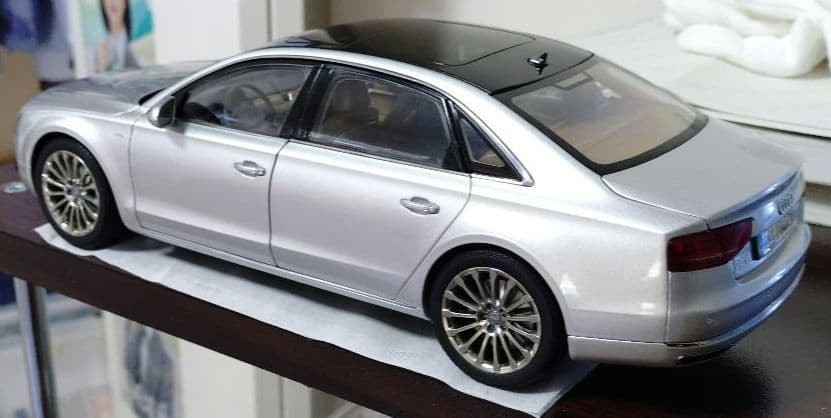 Audi A8 L W12 アウディA8