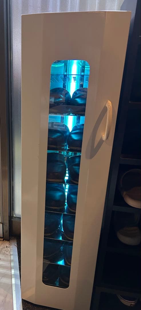 殺菌スリッパ保管庫 バリューシリーズ キュート8足 右取手 (ホワイト) 中古品