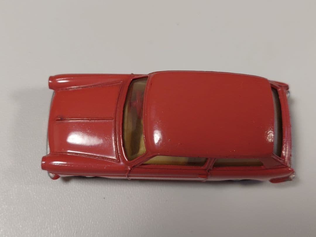 ミニカー SPOT - ON NO.154 Austin A40