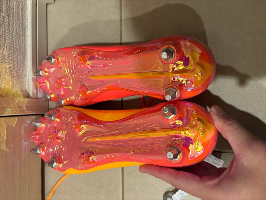 年始セール【新品】最新モデル Puma ULTRA 5 CARBON FG