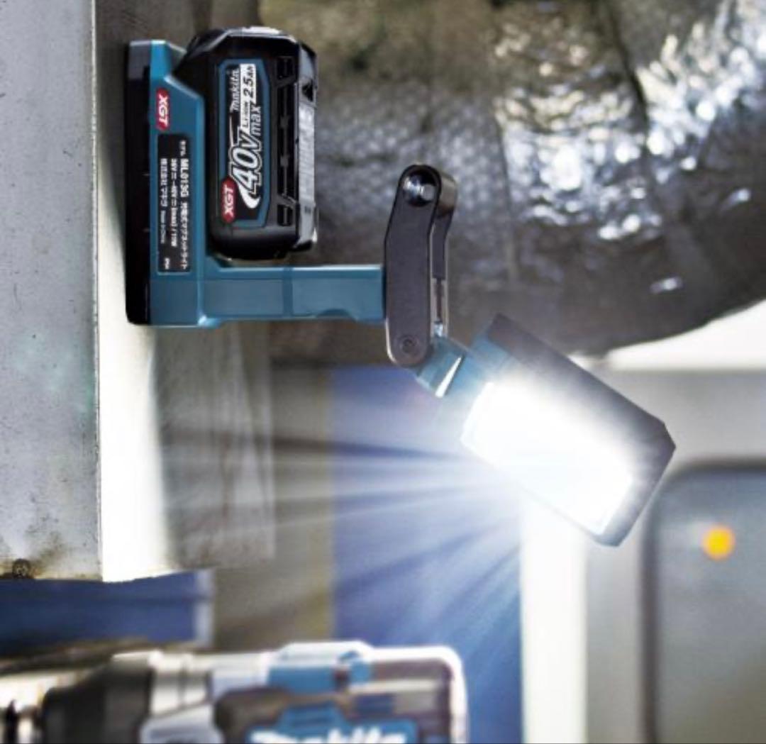 マキタ　最新商品　40V　充電式マグネットライト　ML013G　本体のみ