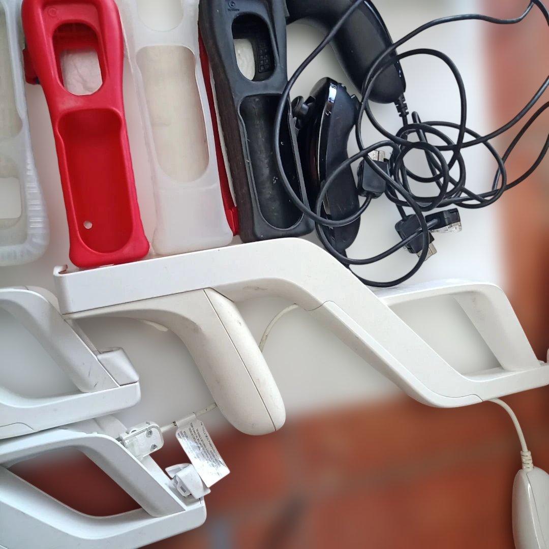 wii コントローラ　周辺機　大量セット