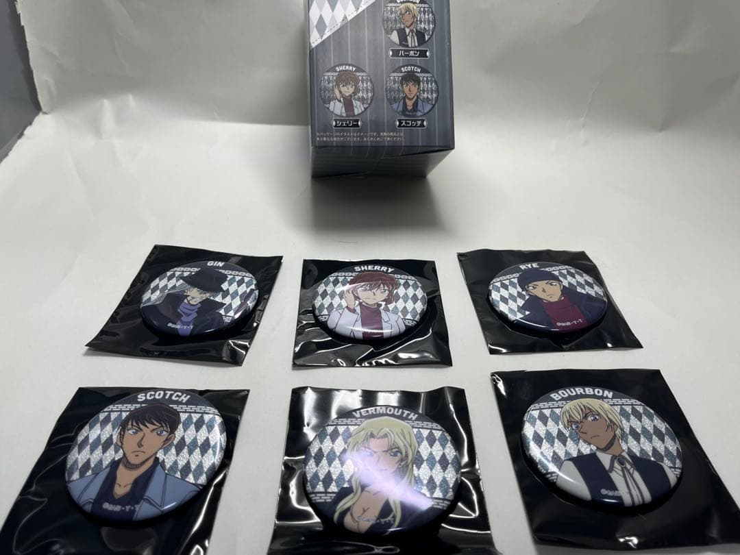 名探偵コナン トレーディングメタリック缶バッチ　全24個