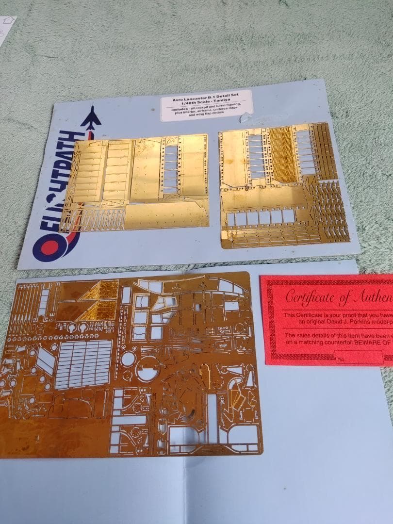 アブロランカスター爆撃機　エッチングパーツ付1:48プラモデル