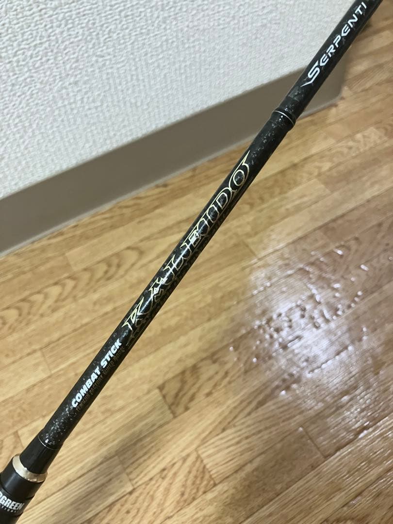 TKSS-64ML ビースティンガーエクストリーム　カレイド　セルペンティ