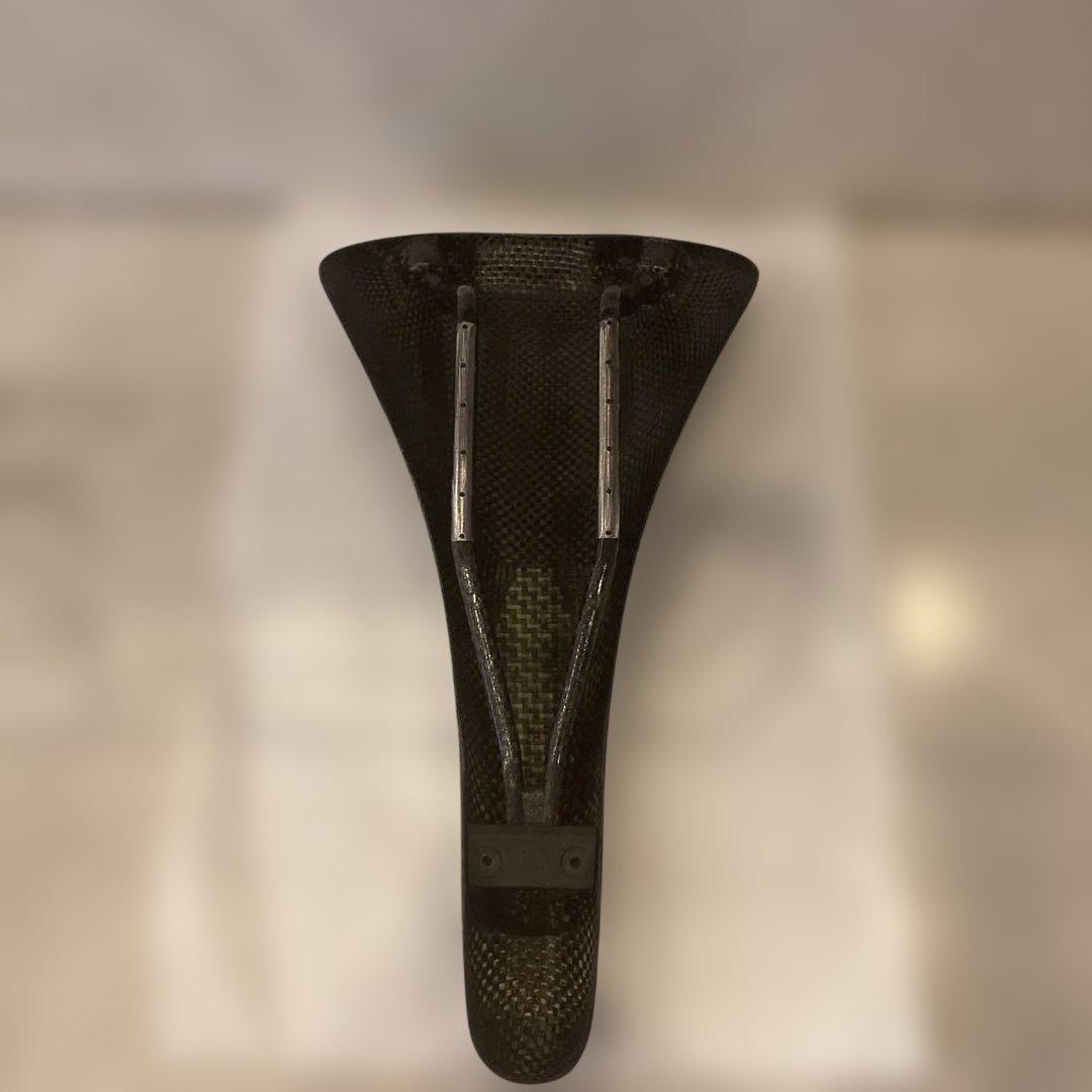 selle ITALIA カーボン　ケブラーサドル