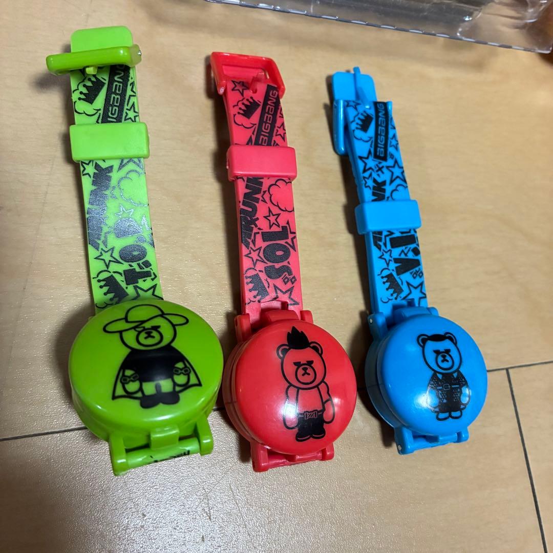 BIGBANG ペンライト　王冠　ボイスキーホルダーぬいぐるみ　トランプ
