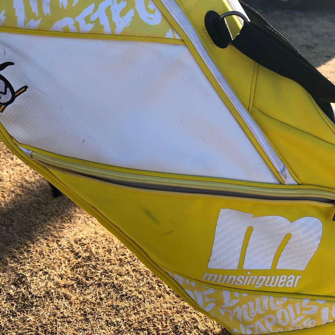 マンシングウェア　キャディバッグ　グラフィック　軽量　スタンド式