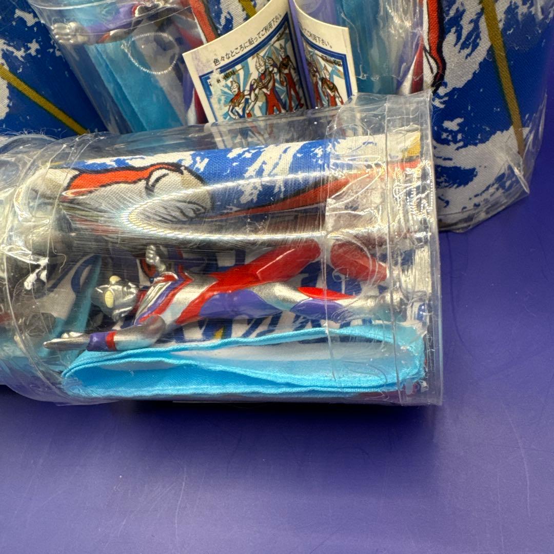⭐︎大量⭐︎ウルトラマンダイナ　ハンカチ＆ミニフィギュア 7箱まとめ売り