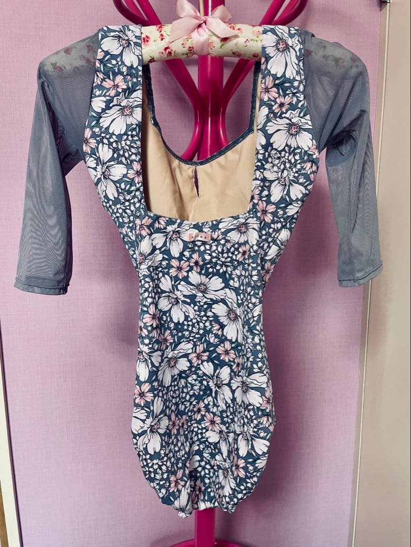 stina 花柄レオタード グレー系