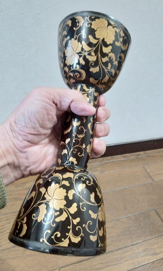 和楽器 小鼓胴 唐草蒔絵