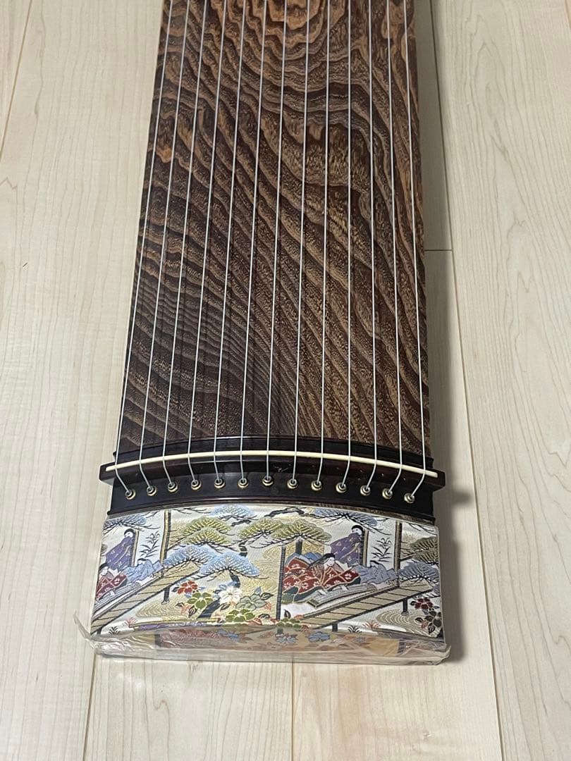 【最高級】13弦琴 くり甲 綾杉彫 平安絵巻蒔絵 金口・柏葉彫金 演奏会用