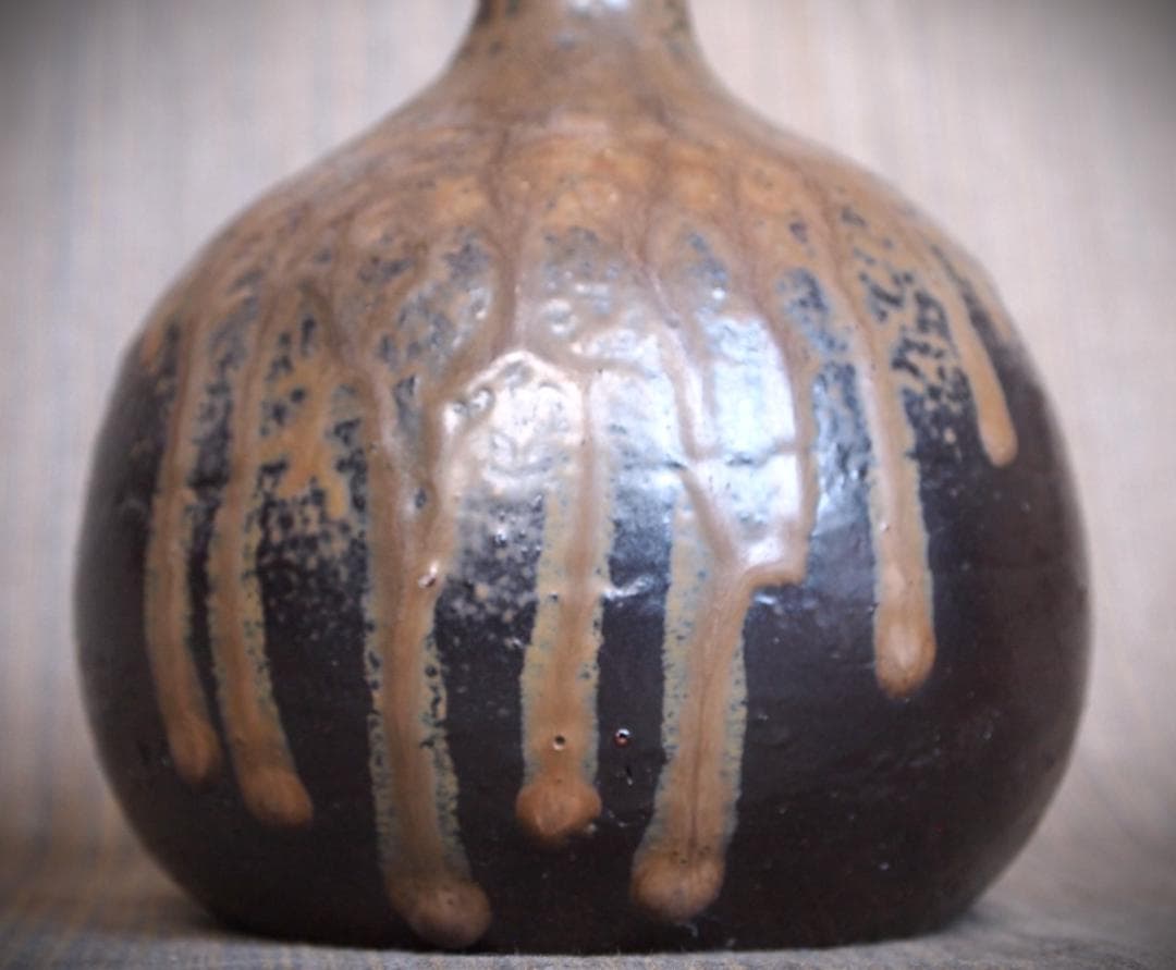 人気作家★竹中健次【師：人間国宝　伊勢崎淳】★伊部（黒）蕪徳利★共箱