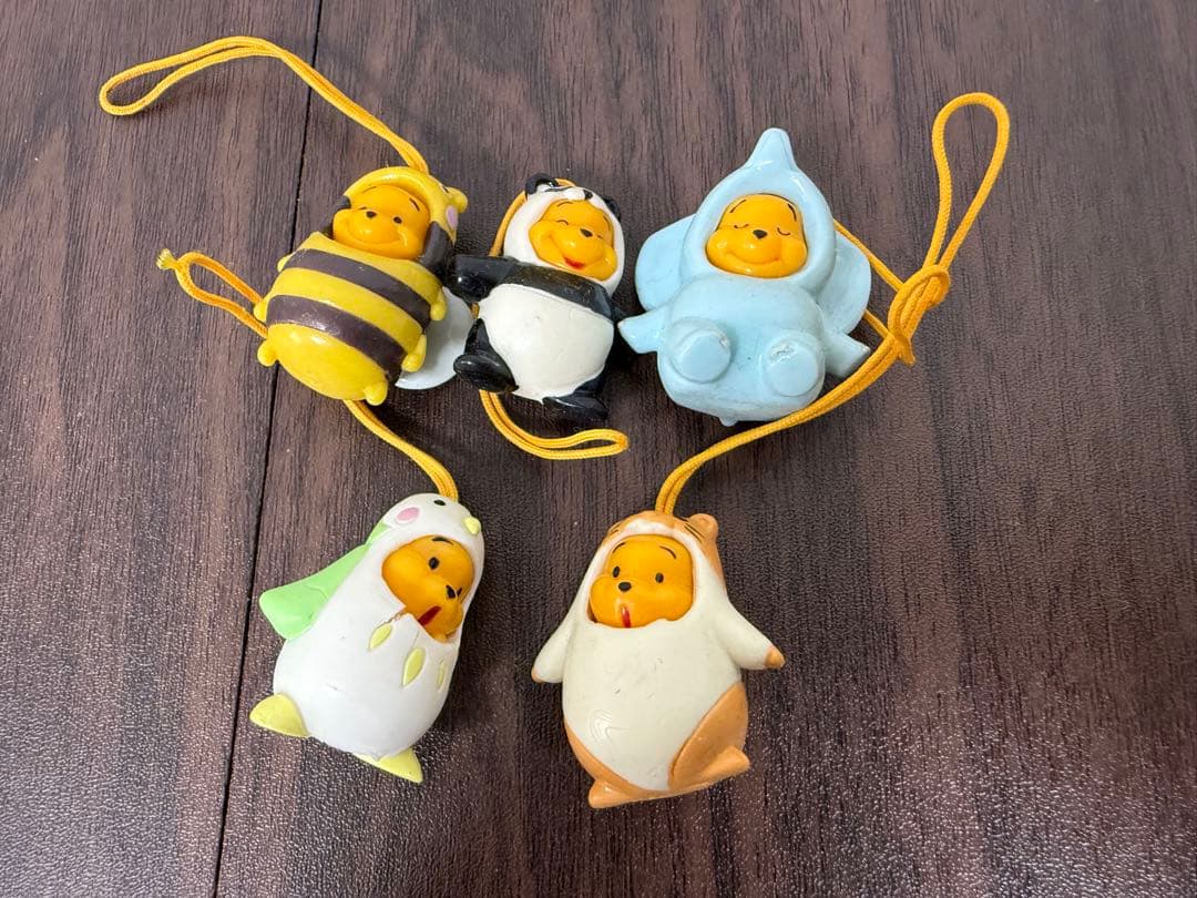 【入手困難】くまのプーさん　ミニマスコット　キーホルダー　缶バッジ　平成　希少