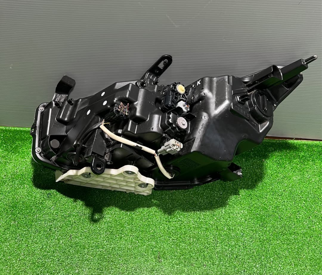 日産純正 V37/HV37/YV37 スカイライン 前期 LED ヘッドライト